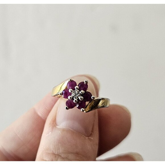 Gemstone and Sterling Silver Ring Vintage 925 Ruby